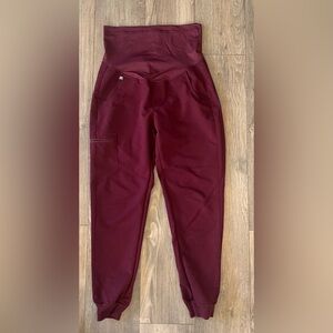 Zamora FIGS Maternity bottoms